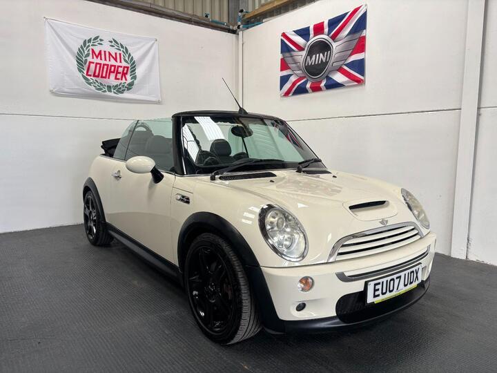 MINI CONVERTIBLE 1.6 Cooper S Euro 4 2dr MINI CONVERTIBLE 1.6 Cooper S Euro 4 2dr