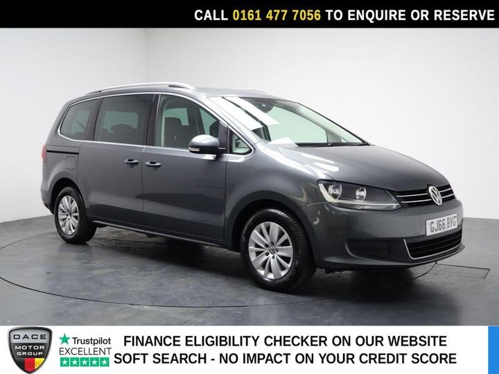 Volkswagen SHARAN 2.0 TDI BlueMotion Tech SE Nav DSG Euro 6 (s/s) 5dr Volkswagen SHARAN 2.0 TDI BlueMotion Tech SE Nav DSG Euro 6 (s/s) 5dr