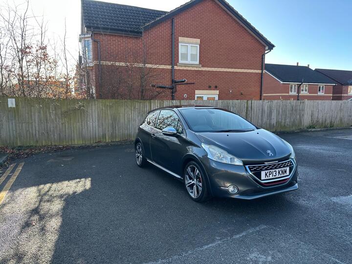 Peugeot 208 1.6 THP GTi Euro 5 3dr Peugeot 208 1.6 THP GTi Euro 5 3dr