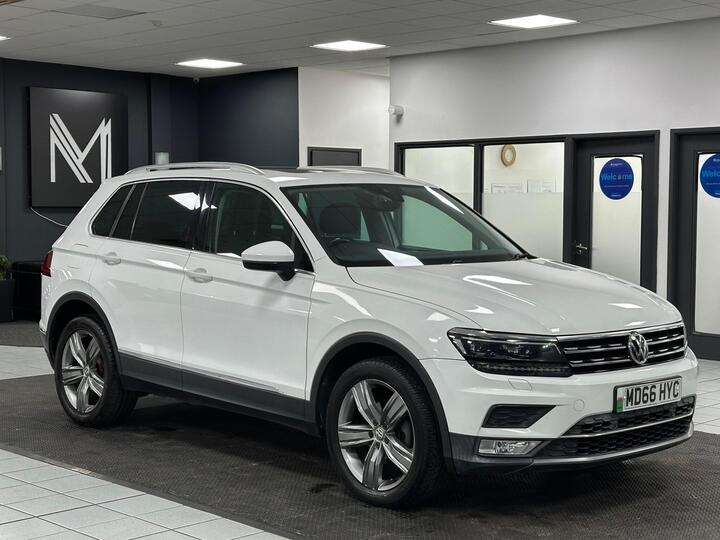 Volkswagen Tiguan 2.0 TDI BlueMotion Tech SEL DSG 4Motion Euro 6 (s/s) 5dr Volkswagen Tiguan 2.0 TDI BlueMotion Tech SEL DSG 4Motion Euro 6 (s/s) 5dr