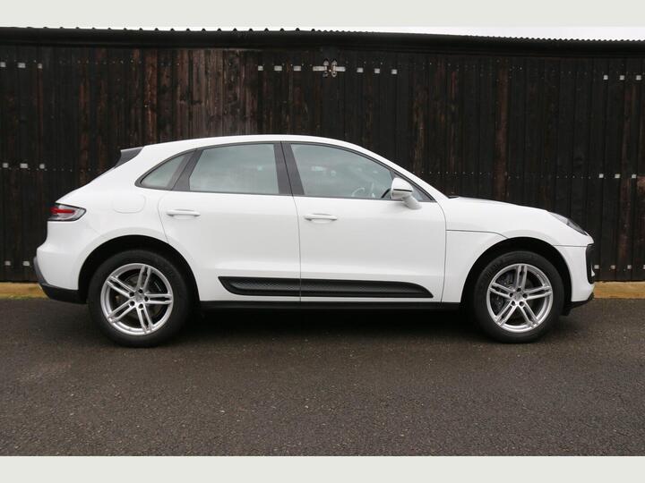 Porsche Macan 2.0T PDK 4WD Euro 6 (s/s) 5dr