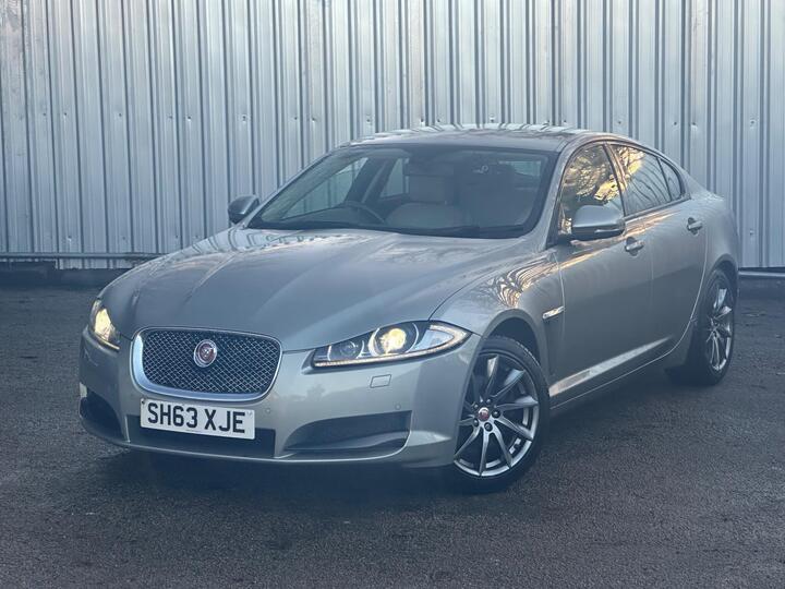 Jaguar XF 2.2d Premium Luxury Auto Euro 5 (s/s) 4dr