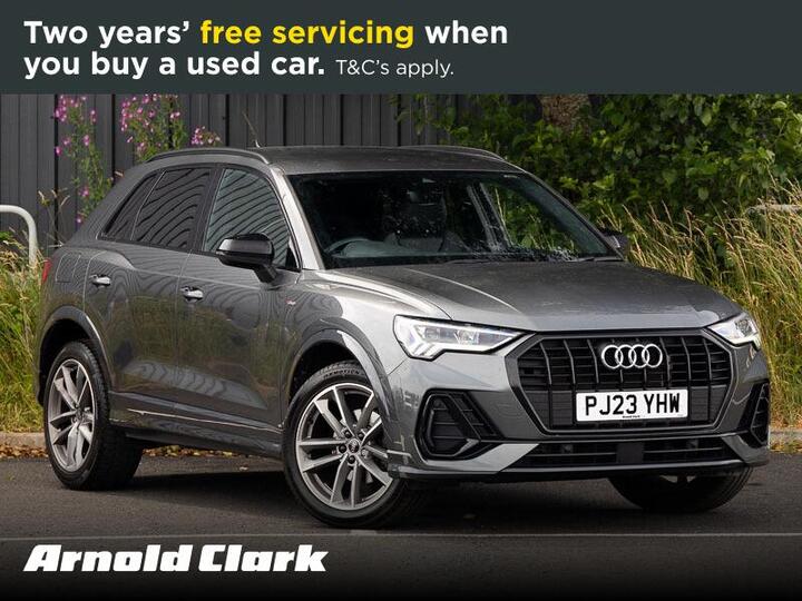 Audi Q3 1.5 TFSI CoD 35 Black Edition S Tronic Euro 6 (s/s) 5dr