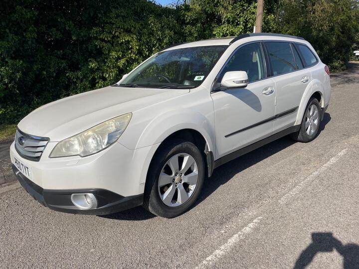 Subaru Outback 2.5i SE Lineartronic 4WD Euro 5 5dr (SNavPlus)