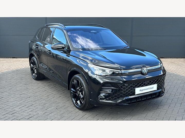 Volkswagen TIGUAN 1.5 TSI EHybrid 19.7kWh R-Line DSG Euro 6 (s/s) 5dr Volkswagen TIGUAN 1.5 TSI EHybrid 19.7kWh R-Line DSG Euro 6 (s/s) 5dr