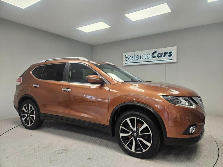 Nissan X-TRAIL 1.6 DCi Tekna 4WD Euro 6 (s/s) 5dr Nissan X-TRAIL 1.6 DCi Tekna 4WD Euro 6 (s/s) 5dr