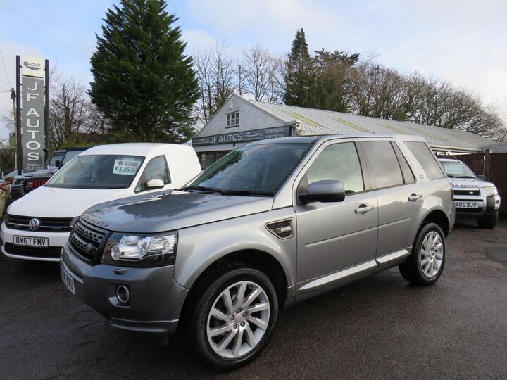 Land Rover Freelander 2 2.2 TD4 SE Tech 4WD Euro 5 (s/s) 5dr Land Rover Freelander 2 2.2 TD4 SE Tech 4WD Euro 5 (s/s) 5dr