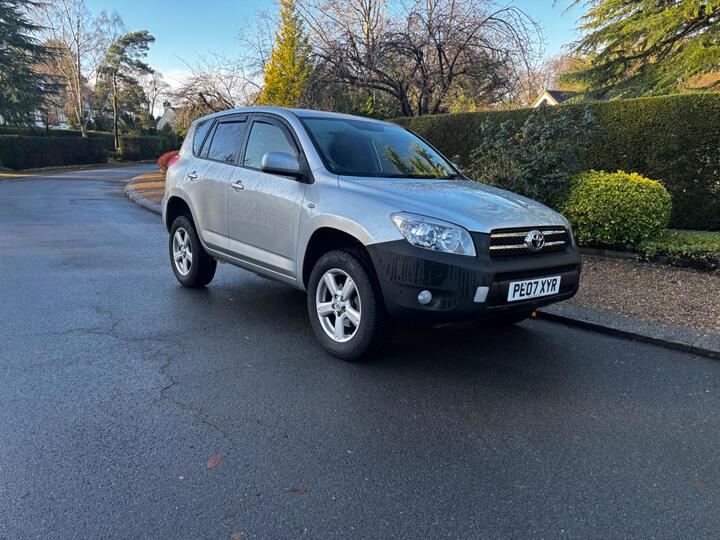 Toyota RAV4 2.0 XT-R 4WD 5dr