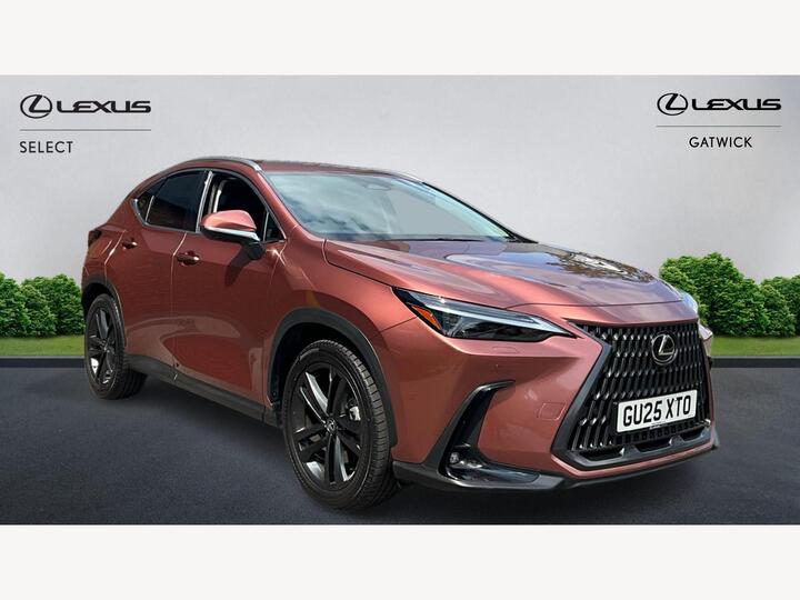 Lexus NX 2.5 450h+ 18.1kWh Premium Plus E-CVT 4WD Euro 6 (s/s) 5dr