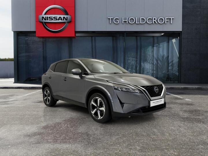 Nissan Qashqai 1.3 DIG-T MHEV N-Connecta XTRON Euro 6 (s/s) 5dr