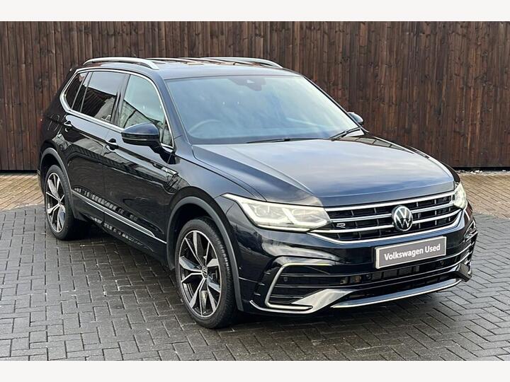 Volkswagen Tiguan Allspace 2.0 TDI R-Line DSG Euro 6 (s/s) 5dr Volkswagen Tiguan Allspace 2.0 TDI R-Line DSG Euro 6 (s/s) 5dr