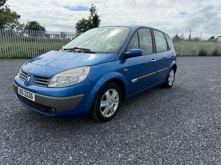 Renault Scenic 1.6 VVT Dynamique 5dr