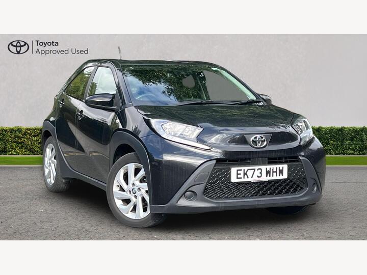 Toyota Corolla 1.8 VVT-h Design CVT Euro 6 (s/s) 5dr