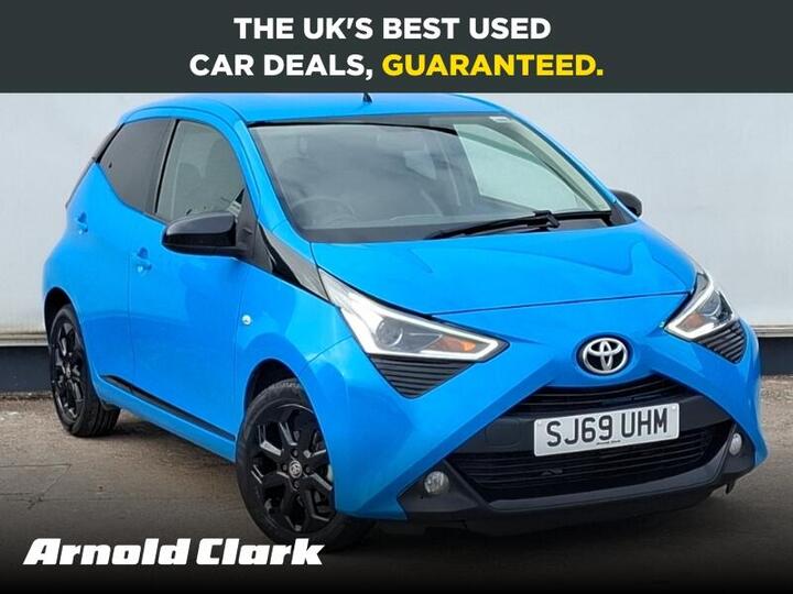 Toyota AYGO 1.0 VVT-i X-trend Funroof X-shift Euro 6 5dr