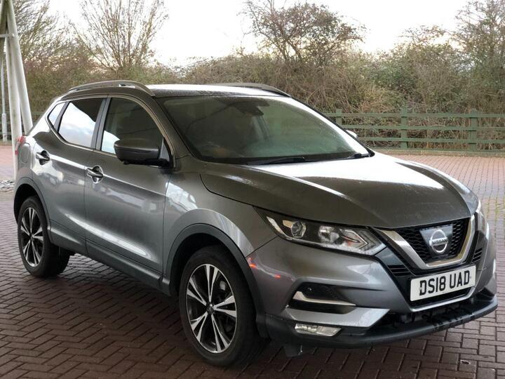 Nissan QASHQAI 1.6 DCi N-Connecta Euro 6 (s/s) 5dr