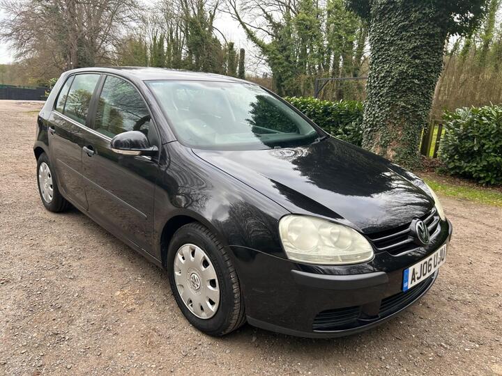Volkswagen Golf 1.6 FSI S 5dr