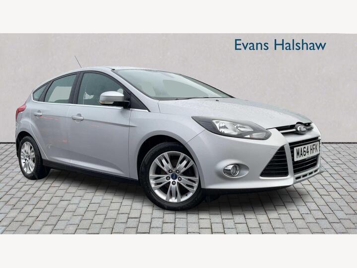 Ford FOCUS HATCHBACK 1.0T EcoBoost Titanium Navigator Euro 5 (s/s) 5dr