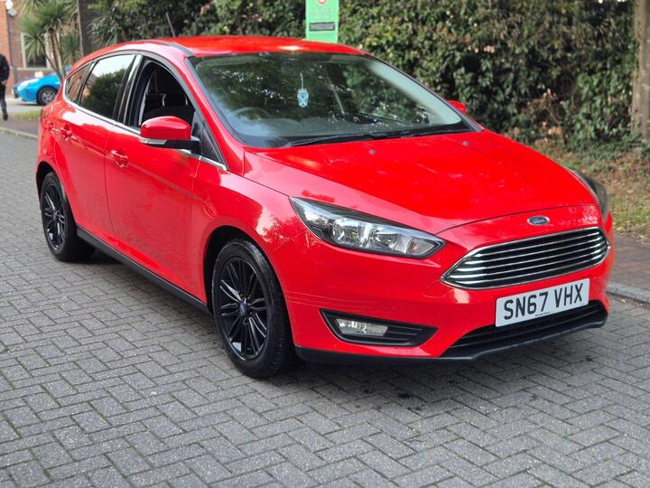 Ford Focus 1.0T EcoBoost Zetec Edition Euro 6 (s/s) 5dr