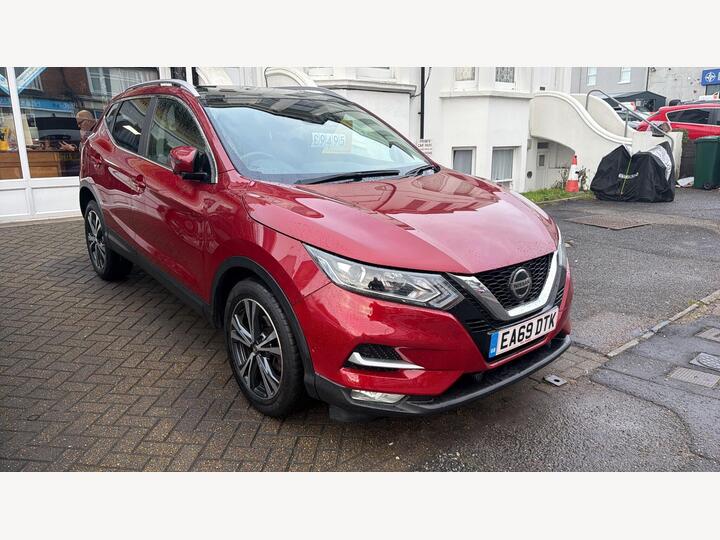 Nissan Qashqai 1.3 DIG-T N-Connecta DCT Auto Euro 6 (s/s) 5dr