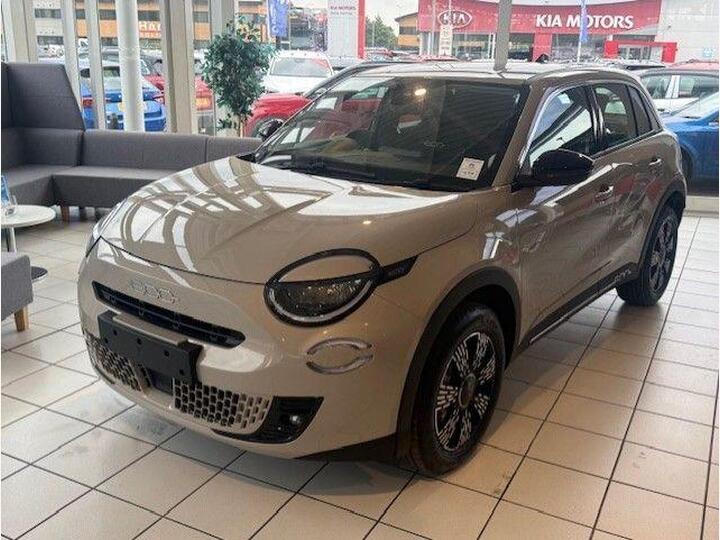 Fiat 600 1.2 MHEV E-DCT Euro 6 (s/s) 5dr