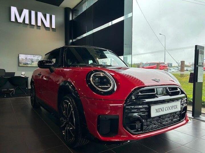 MINI Cooper 1.5C Sport Steptronic Euro 6 (s/s) 3dr