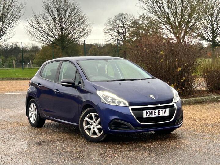 Peugeot 208 1.2 PureTech Active Euro 6 5dr Peugeot 208 1.2 PureTech Active Euro 6 5dr