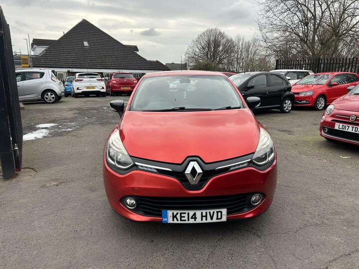 Renault CLIO 1.2 16V Dynamique MediaNav Euro 5 5dr Renault CLIO 1.2 16V Dynamique MediaNav Euro 5 5dr