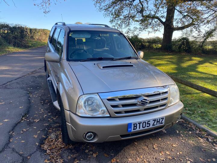 Suzuki Grand Vitara 2.0 TD XL-7 Estate 5dr (7 Seats)