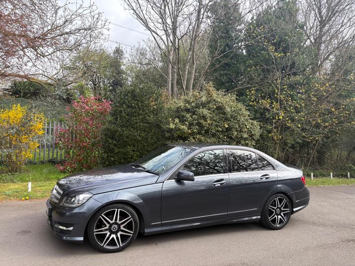 Mercedes-Benz C Class 2.1 C220 CDI BlueEfficiency AMG Sport Plus G-Tronic+ Euro 5 (s/s) 4dr