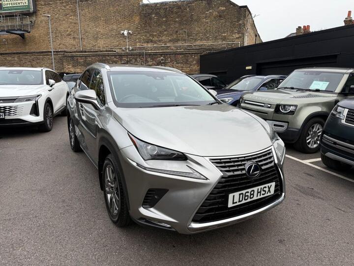 Lexus NX 2.5 300h Luxury E-CVT 4WD Euro 6 (s/s) 5dr