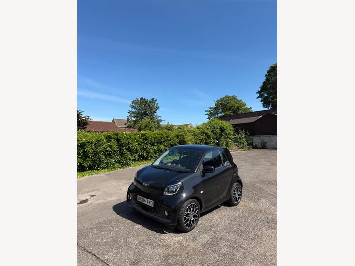 Smart Fortwo 17.6kWh Exclusive Auto 2dr (22kW Charger)