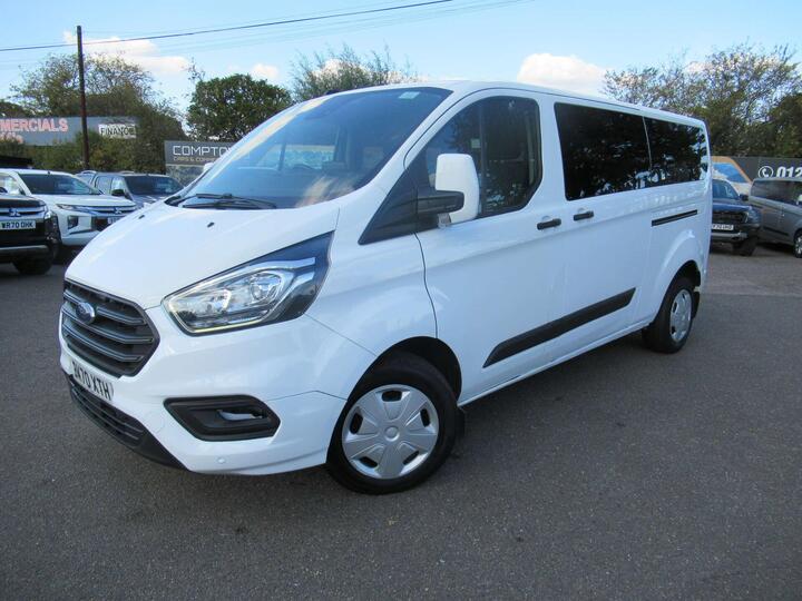 Ford TRANSIT CUSTOM 2.0 320 EcoBlue Trend Kombi L2 H1 Euro 6 (s/s) 5dr Ford TRANSIT CUSTOM 2.0 320 EcoBlue Trend Kombi L2 H1 Euro 6 (s/s) 5dr