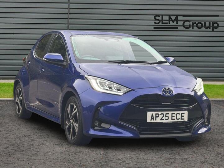 Toyota Yaris 1.5 VVT-h Design E-CVT Euro 6 (s/s) 5dr