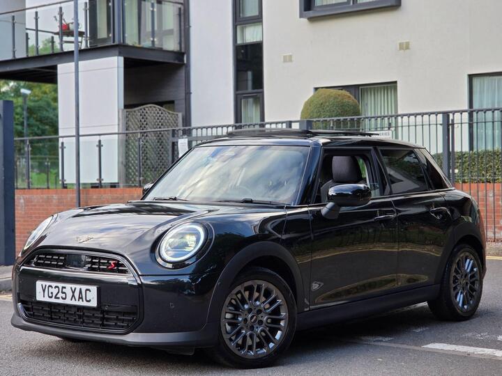 MINI Cooper 2.0S Classic Steptronic Euro 6 (s/s) 5dr