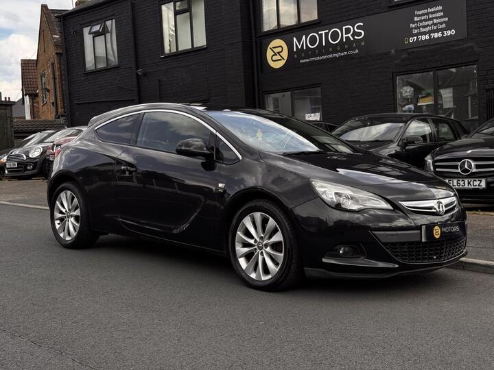 Vauxhall ASTRA GTC 2.0 CDTi SRi Euro 5 (s/s) 3dr Vauxhall ASTRA GTC 2.0 CDTi SRi Euro 5 (s/s) 3dr