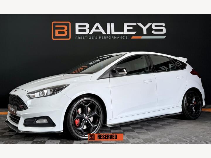 Ford Focus 2.0T EcoBoost ST-2 Euro 6 (s/s) 5dr