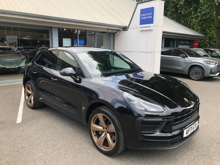 Porsche Macan 2.0T PDK 4WD Euro 6 (s/s) 5dr