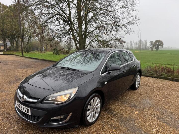 Vauxhall Astra 1.6 16v Elite Auto Euro 5 5dr Vauxhall Astra 1.6 16v Elite Auto Euro 5 5dr
