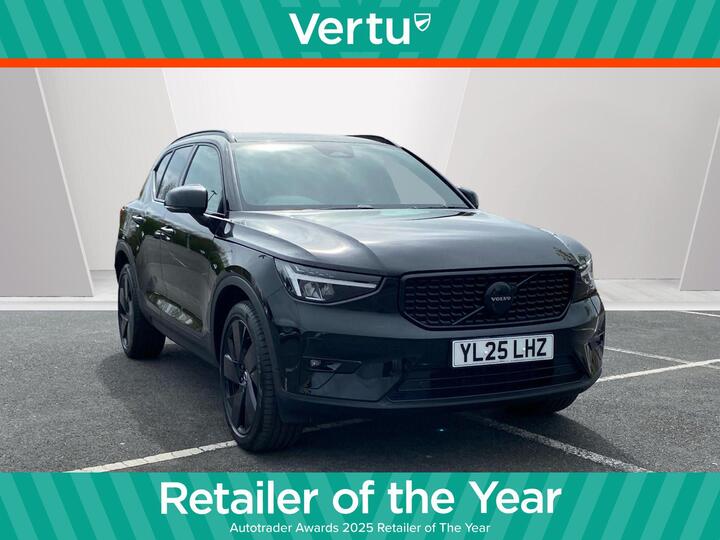 Volvo XC40 2.0 B4 MHEV Plus Black Edition DCT Auto Euro 6 (s/s) 5dr