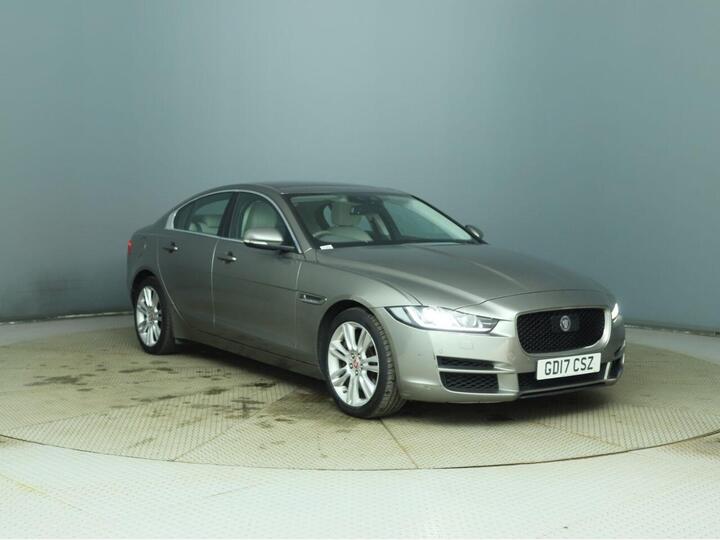 Jaguar XE 2.0i Portfolio Auto Euro 6 (s/s) 4dr