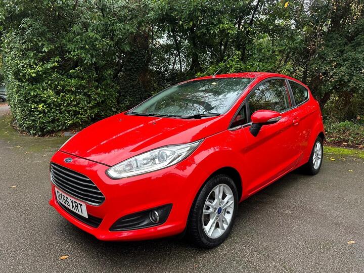 Ford Fiesta 1.25 Zetec Euro 6 3dr Ford Fiesta 1.25 Zetec Euro 6 3dr