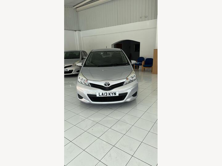 Toyota Yaris 1.33 Dual VVT-i TR Multidrive S Euro 5 5dr