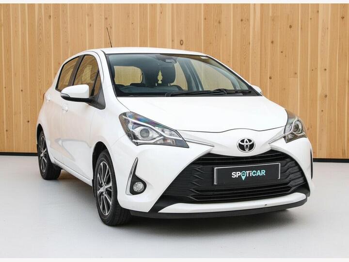Toyota Yaris 1.5 VVT-i Icon Tech Euro 6 5dr