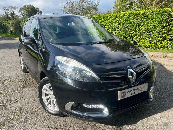Renault SCENIC 1.5 DCi ENERGY Dynamique TomTom Euro 5 (s/s) 5dr Renault SCENIC 1.5 DCi ENERGY Dynamique TomTom Euro 5 (s/s) 5dr