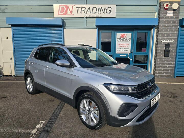 Volkswagen T-Cross 1.0 TSI Match Euro 6 (s/s) 5dr Volkswagen T-Cross 1.0 TSI Match Euro 6 (s/s) 5dr