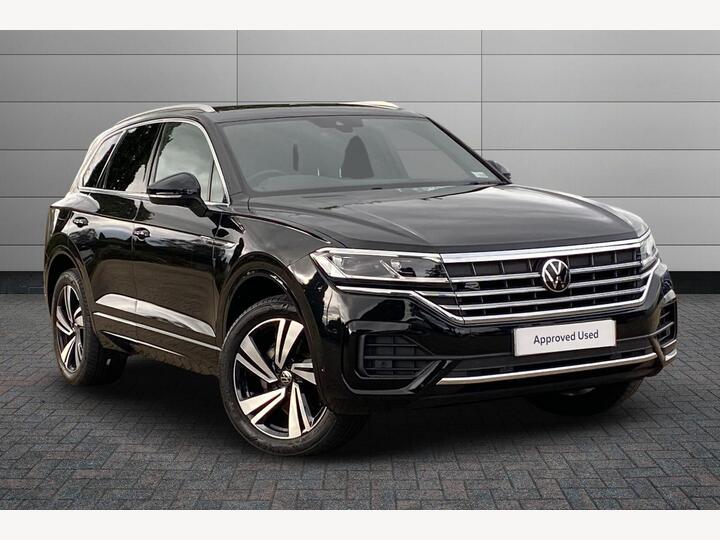 Volkswagen Touareg 3.0 TDI V6 R-Line Tech Tiptronic 4Motion Euro 6 (s/s) 5dr Volkswagen Touareg 3.0 TDI V6 R-Line Tech Tiptronic 4Motion Euro 6 (s/s) 5dr