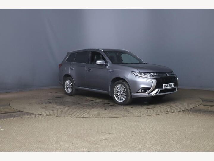 Mitsubishi OUTLANDER 2.4h TwinMotor 13.8kWh 4h CVT 4WD Euro 6 (s/s) 5dr