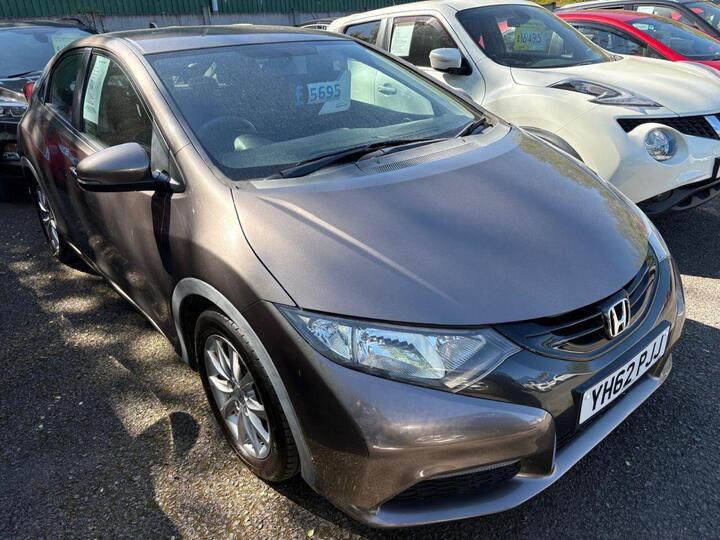 Honda CIVIC 1.4 I-VTEC SE Euro 5 (s/s) 5dr Honda CIVIC 1.4 I-VTEC SE Euro 5 (s/s) 5dr