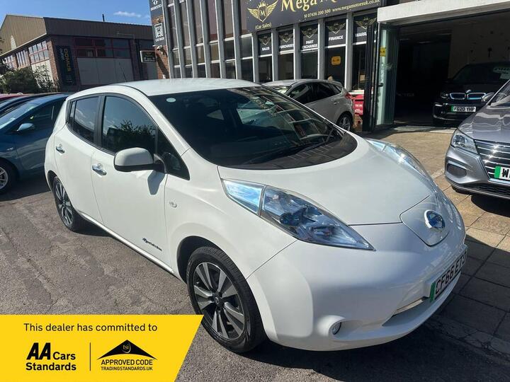 Nissan Leaf 30kWh Tekna Auto 5dr