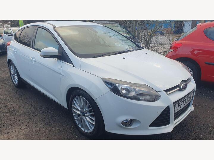 Ford Focus 1.0T EcoBoost Zetec Euro 5 (s/s) 5dr